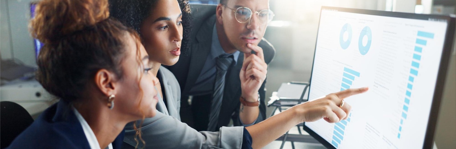 Profissionais aprendendo sobre a ECD